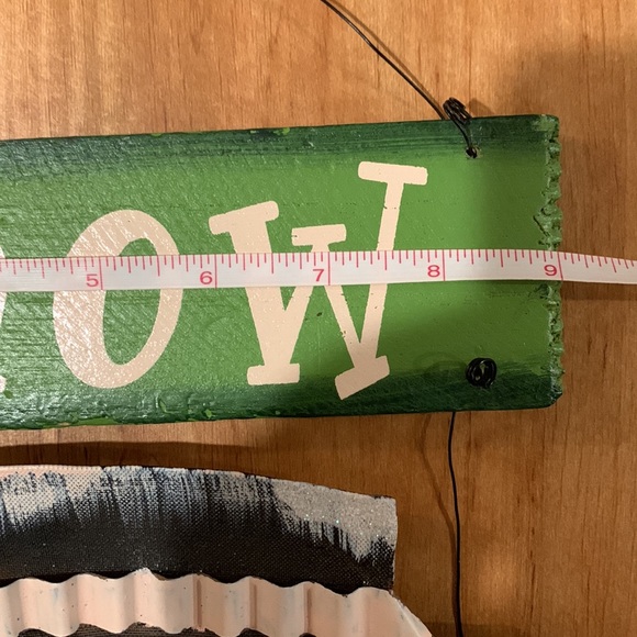 Holiday Snowman Decor - Picture 10 of 12